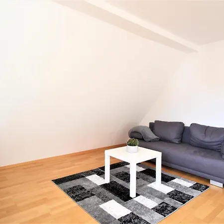 Apartment Zwei - Fahrradstellplatze, Mainradweg Randersacker