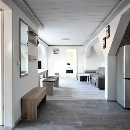 Zwei - Fahrradstellplatze, Mainradweg Apartment *
